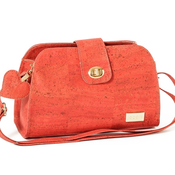 Meet your Posher, Raluca - Picture 2 of 8